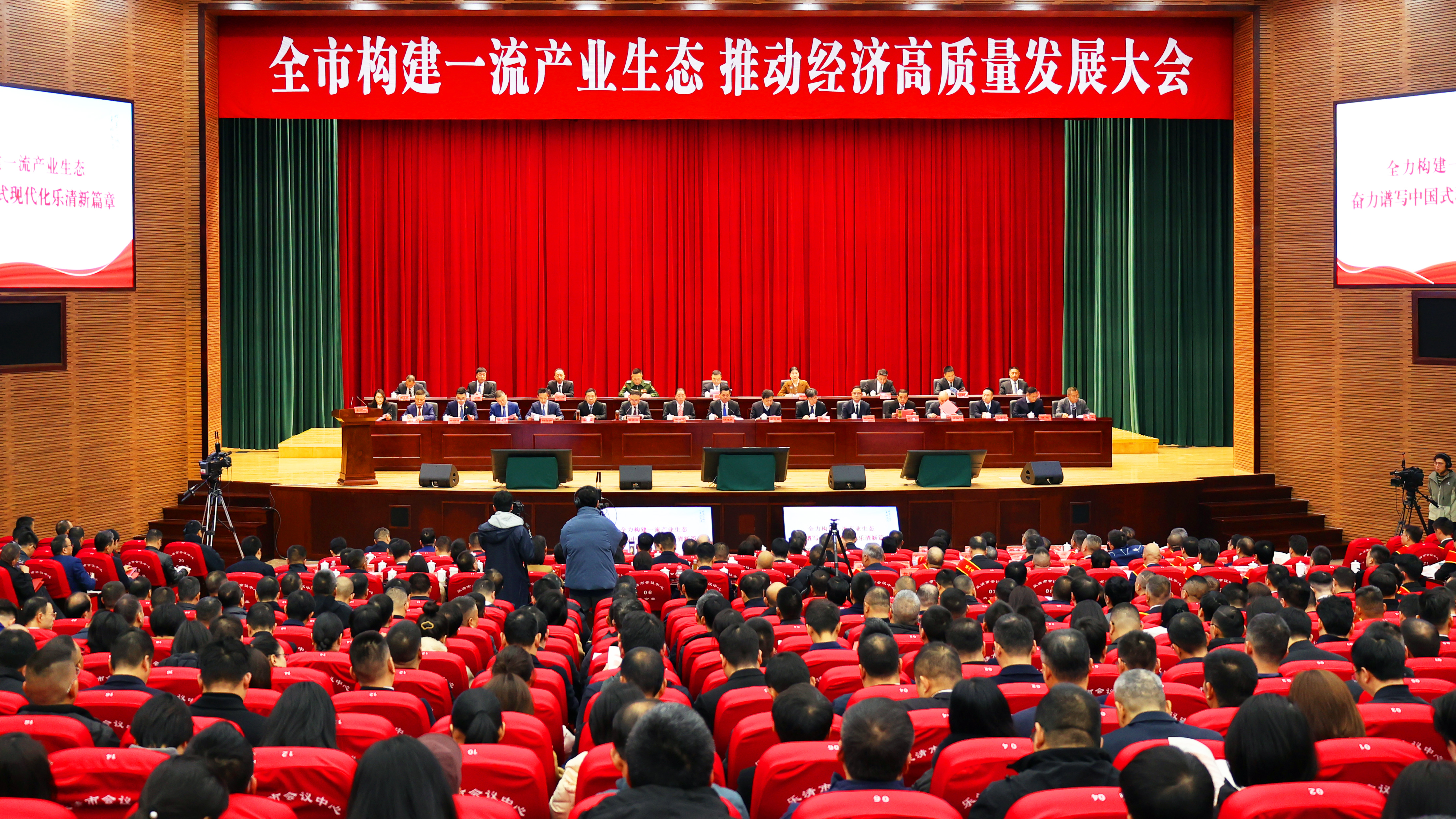 开门捷报！im电竞获多项“热辣滚烫”大奖